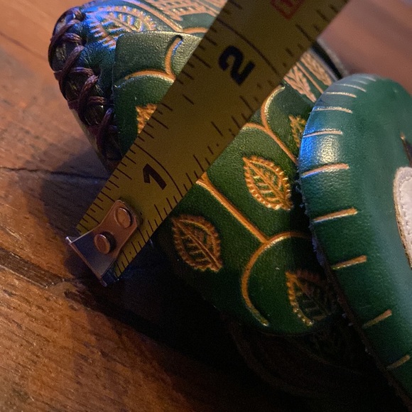 Green Owl Wristlet - so cute! - Picture 7 of 11